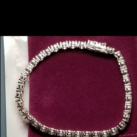 14K white gold plated cubic zirconia 7.5 inch Tennis Bracelet(read description) - Picture 6 of 6